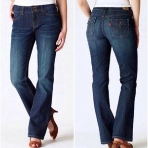 Levi’s 526 Slender Bootcut Jeans